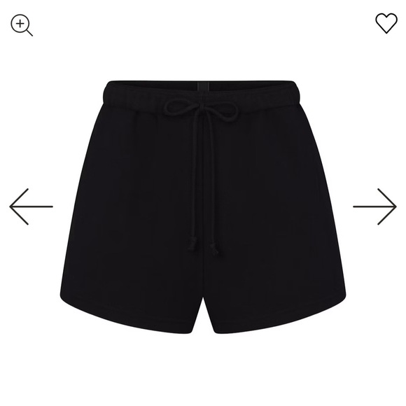SKIMS Pants - NWT Skims Cotton Fleece Classic Short Onyx Size Large